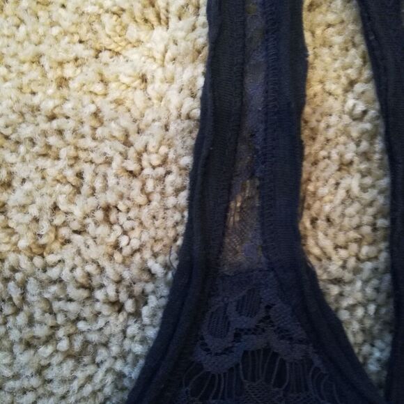Abercrombie & Fitch Lace Tank - Picture 4 of 5